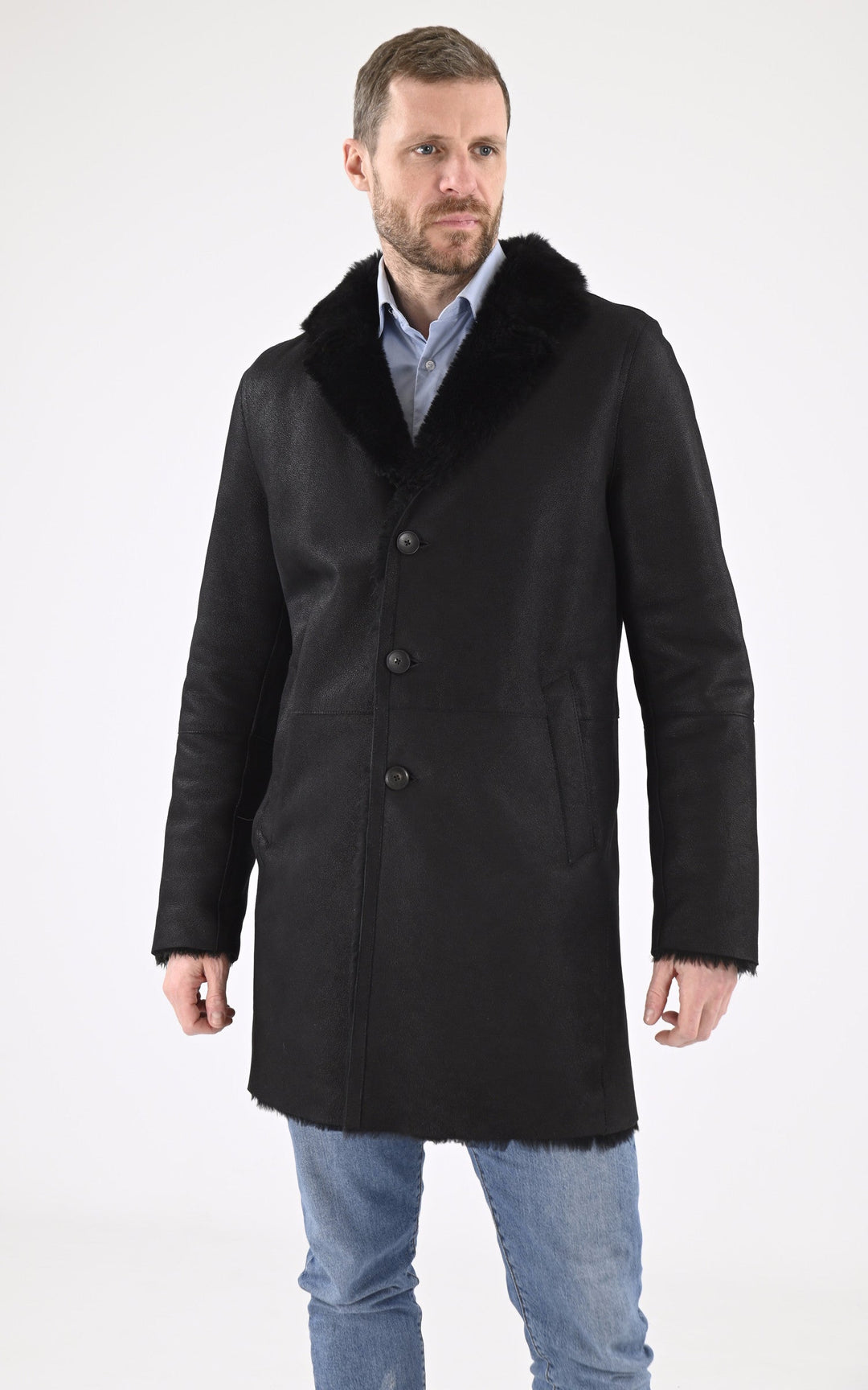 A "T145" Noir Suprema 7/8 Homme closed photo