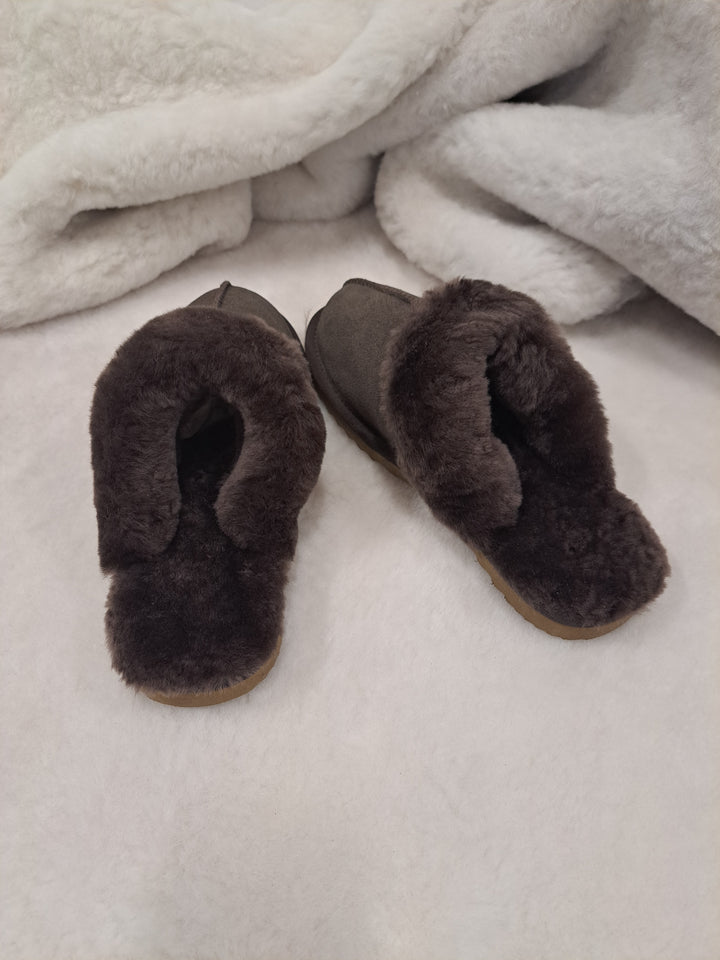 LV1 Hausschuhe – Wildleder-Lamm – Accessoires – Dunkelbraun