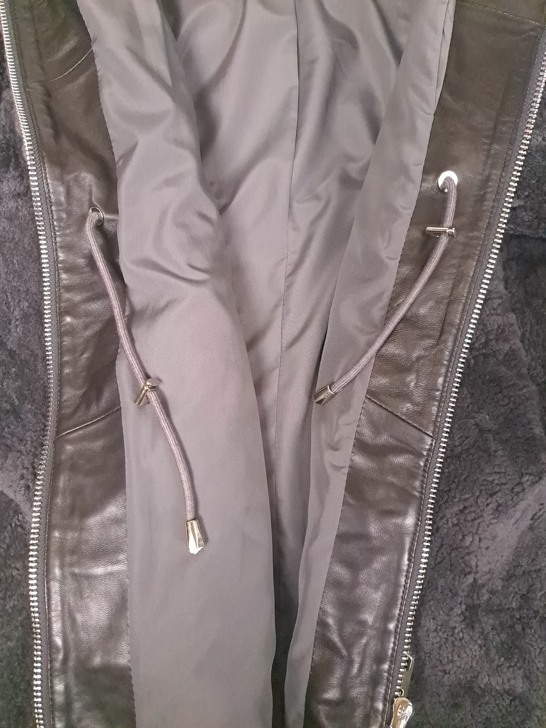 Delaney, 87 cm. - Capuchon - Curly Lamb - Dames - Segred Grey