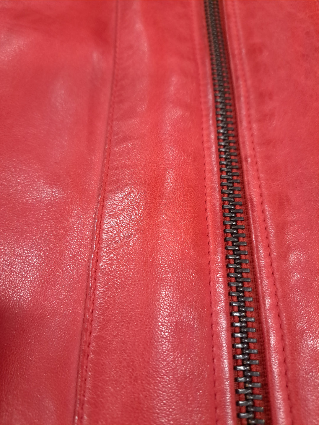 Charlie, 65 cm. - Krage - Lamm Polish Nappa Läder -Man - Chili Red
