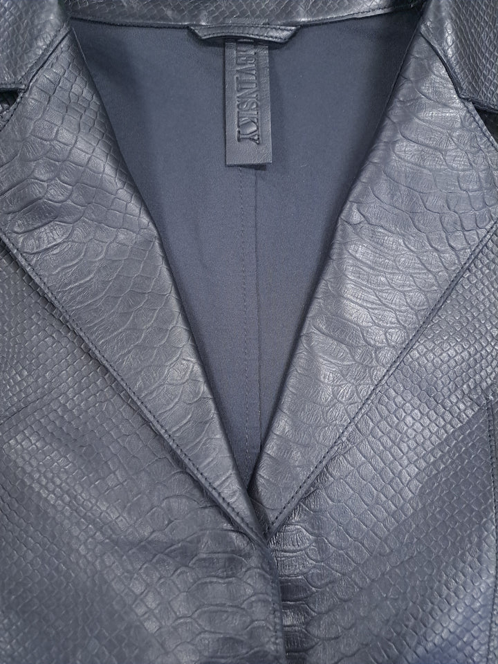 Lia Blazer, 62 cm. - Krage - Lammläder - Dam - Svart