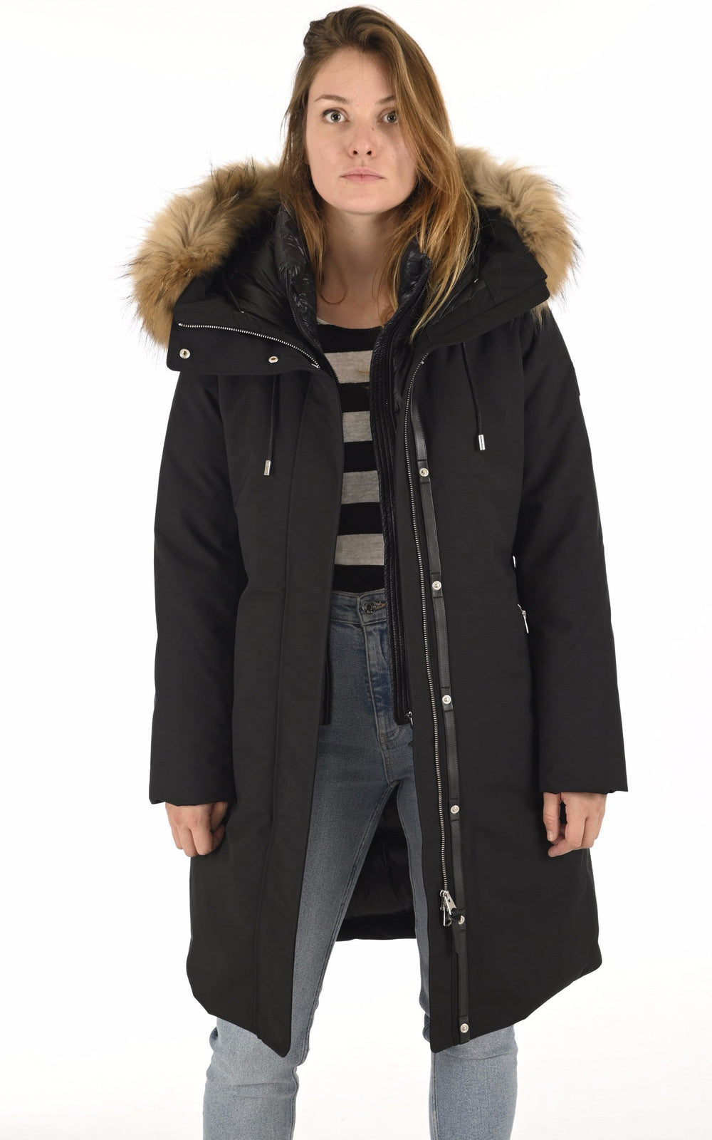A "SHILOH-F" Noir Mackage 7/8 Doudoune Femme opened photo