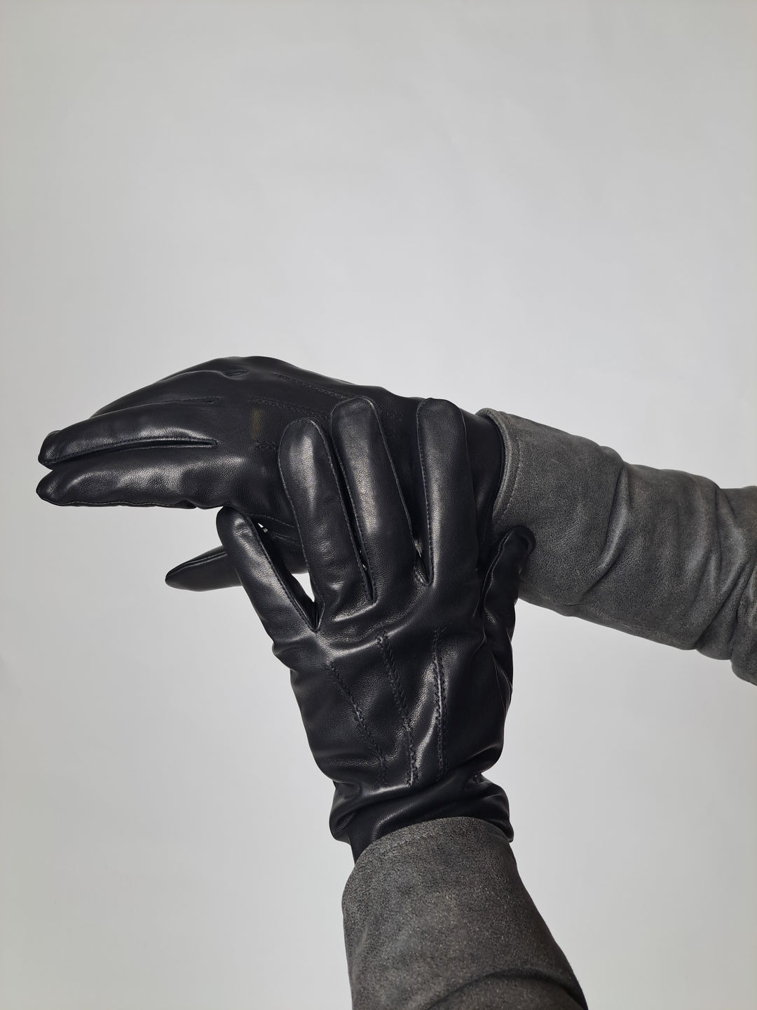 7607 Glove Lamb Slink Leather -Accesories Black