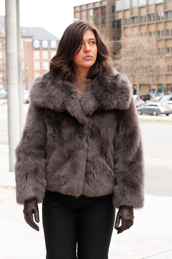 Irmine, 55 cm. - Kragen - Toskana-Lamm - Damen - Taupe