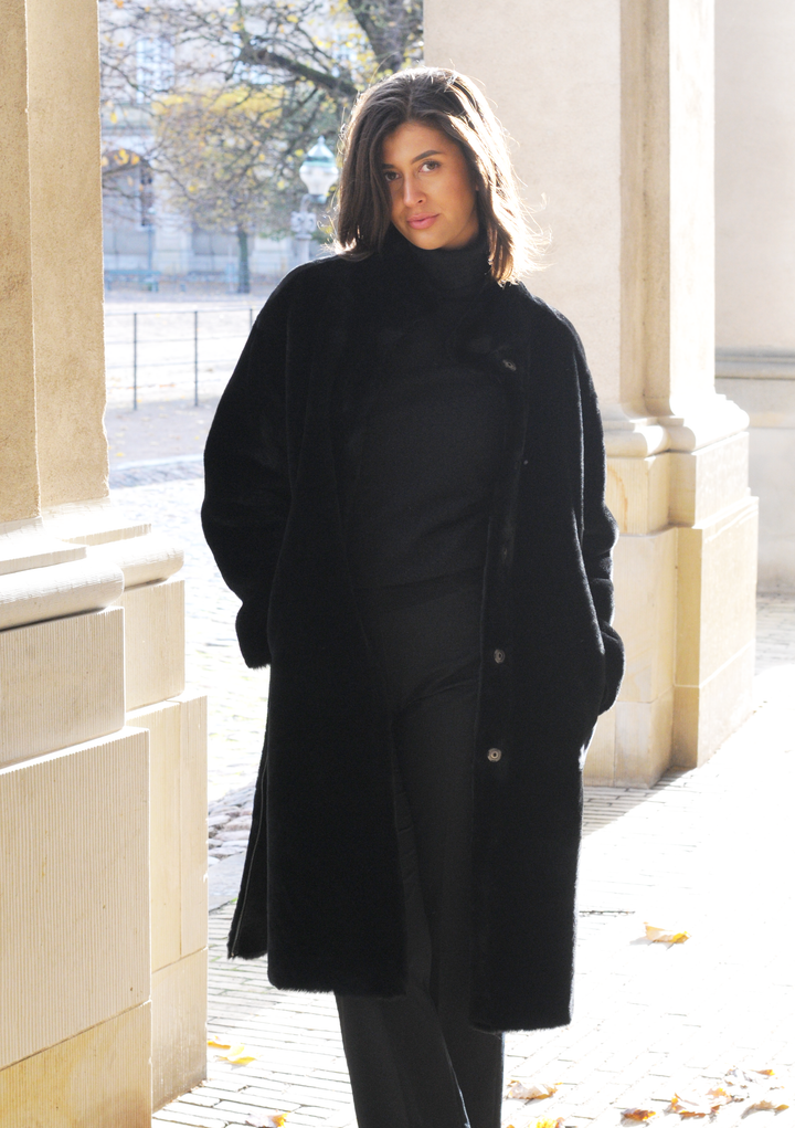 Carol, 105 cm. - Nappa lammefrakke - Dame - Sort