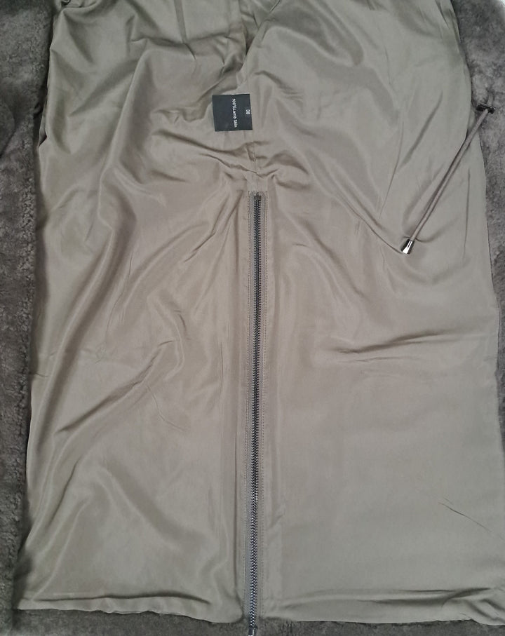 Filuka, 100 cm. - Krage - Krøllete lam - Dame - Taupe