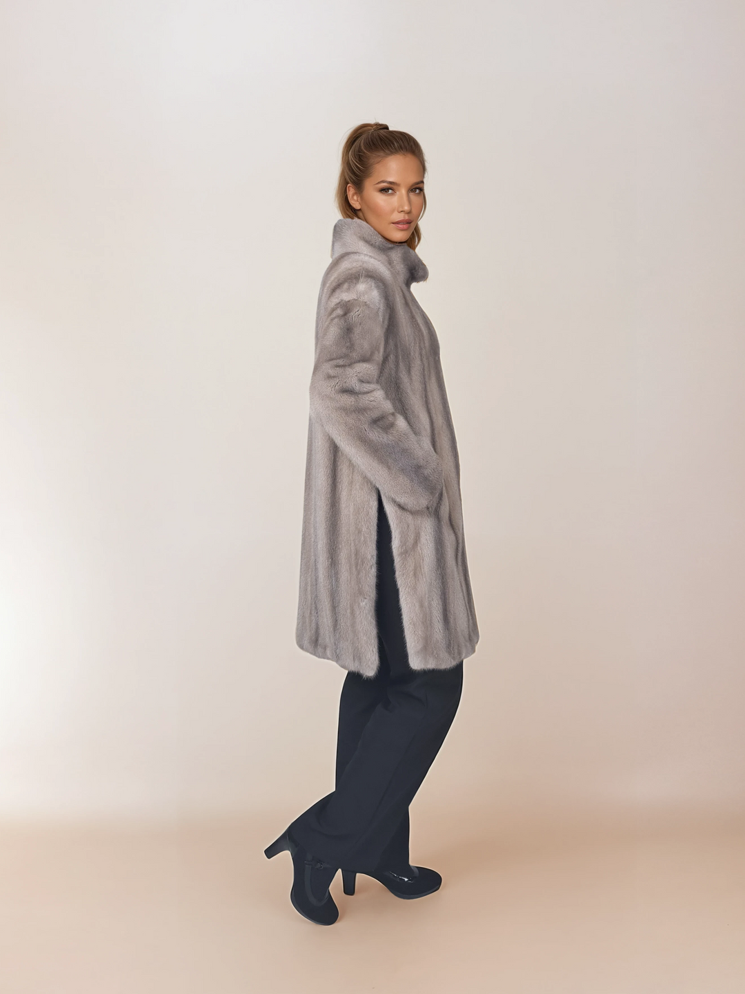 Filuka-A, 90 cm. - Krage - Mink - Dam - Silverblå
