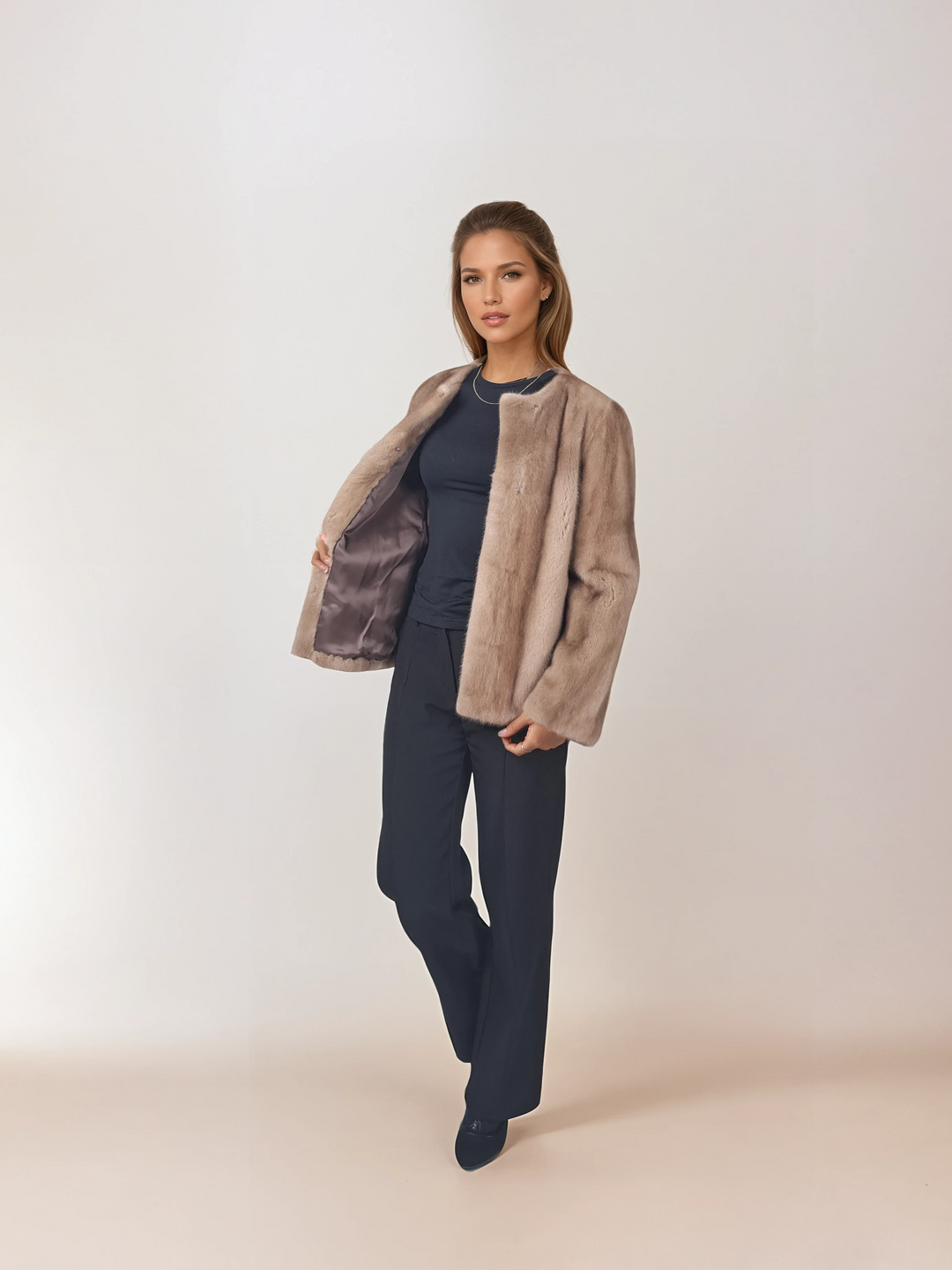 Chanel, 60 cm. - Mink - Kvinnor - Pastell