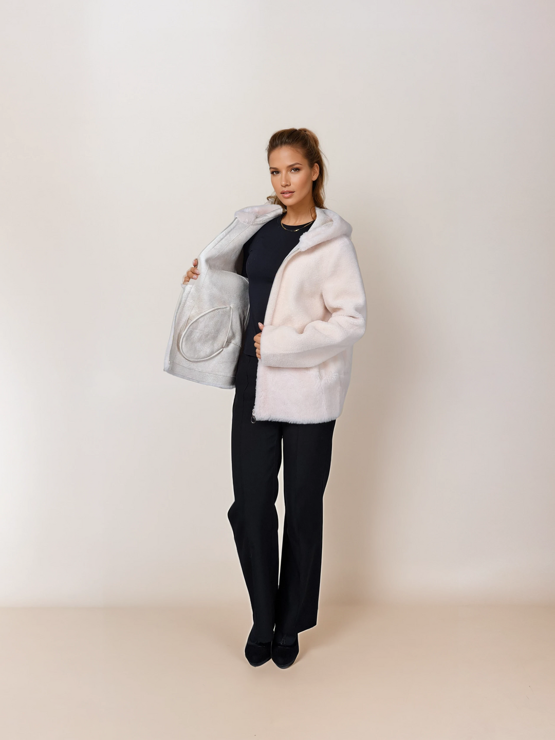 Ilda, 72 cm. - Huva - Air Wool - Dam - Off White