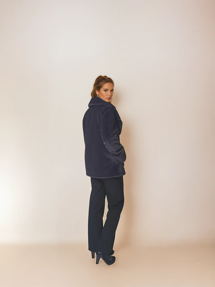 Jordana, 70 cm. - 100 % Kunstpelz – Damen – Lila
