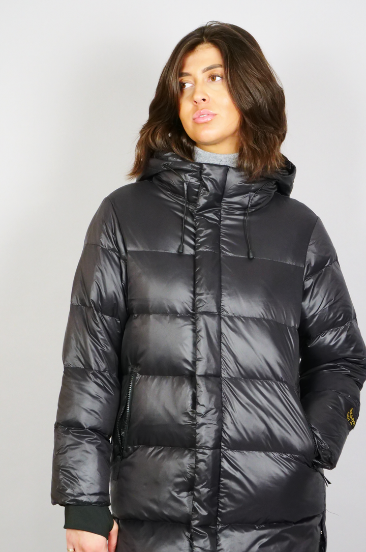 Harriet, 95 cm. - Dunjakke med hette - Dame - Sort
