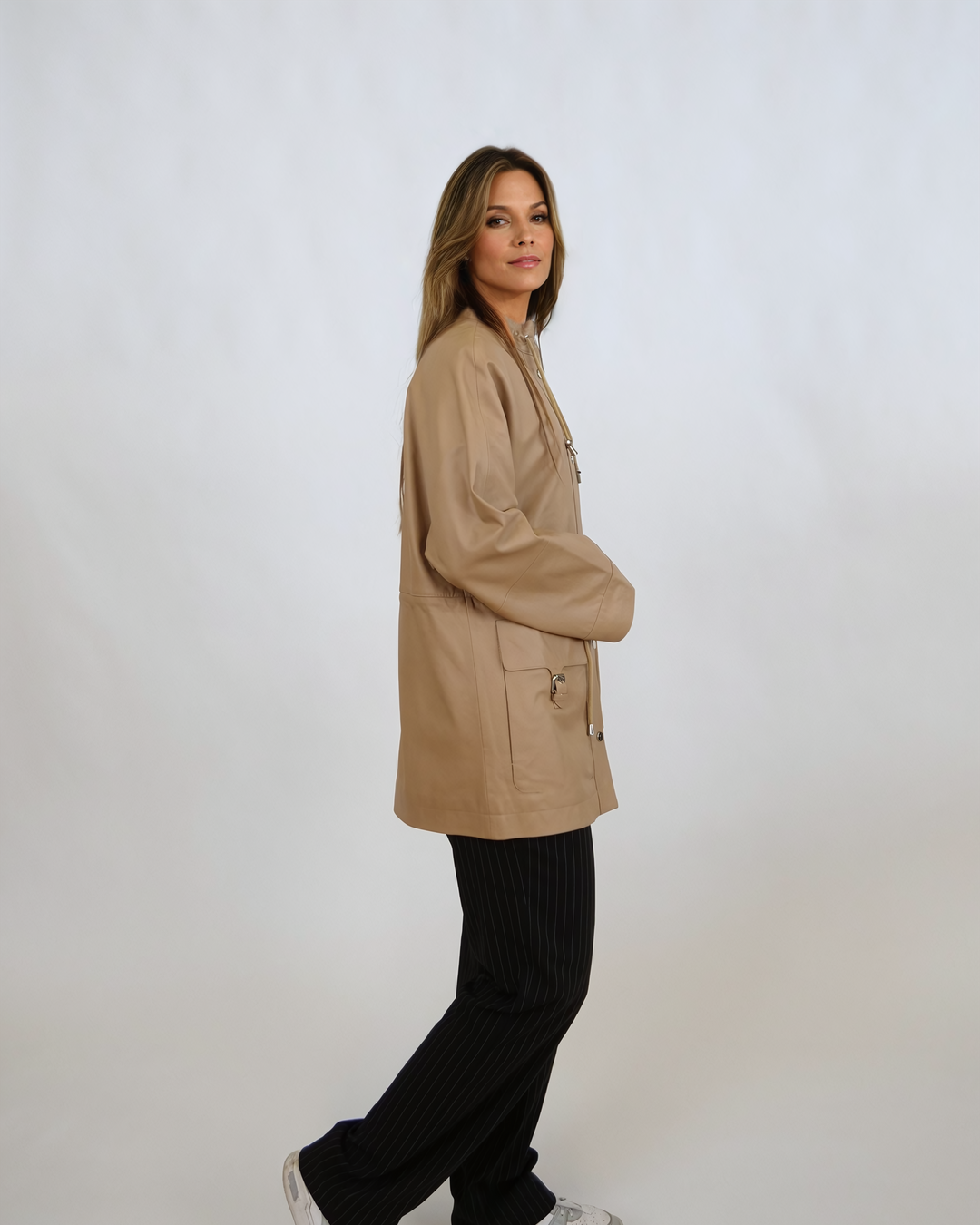 Idealie, 75 cm. - Lams Dior-leer - Dames - Latte