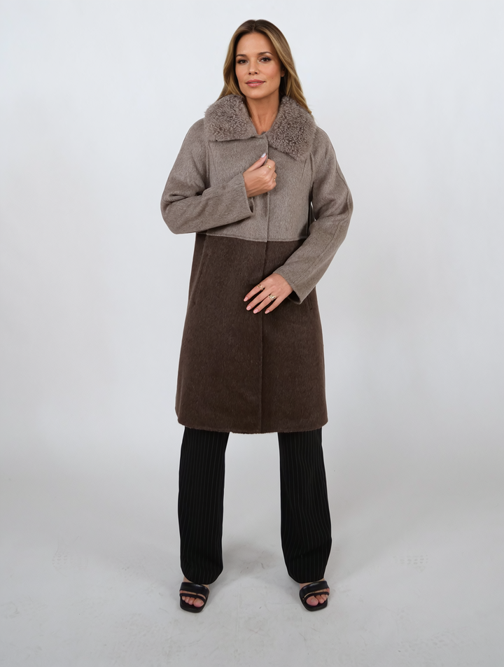 Italia, 95 cm. - Krage - 100 % ull - Dame - Taupe & Dark Brown