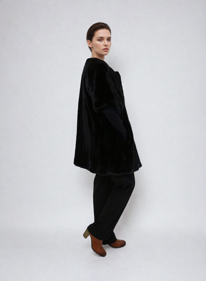 Kay West, 80 cm. - Mink Let Out - Kvinder - Sort