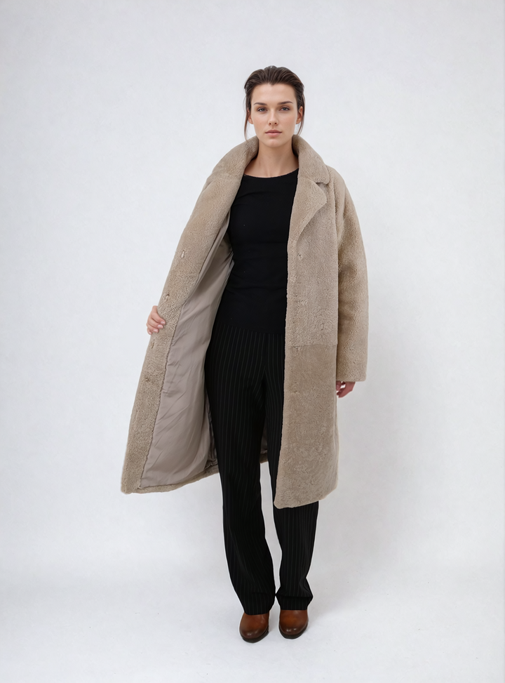 Hella, 95 cm. - Krage - Curly Lamb - Jakke - Dame - Dark Beige
