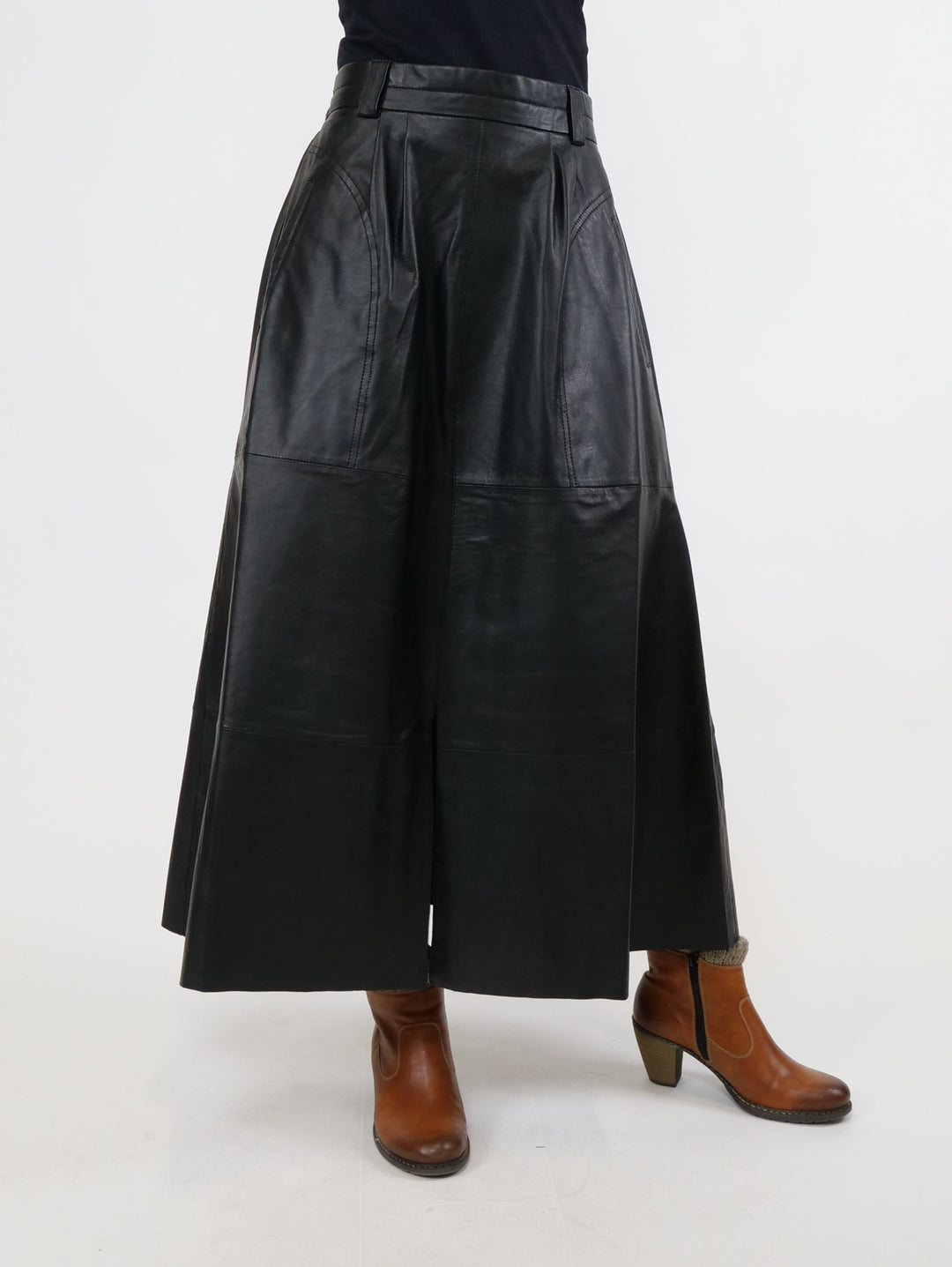 Ny Lummy-nederdel, 88 cm. - Lammelæder - Dame - Sort