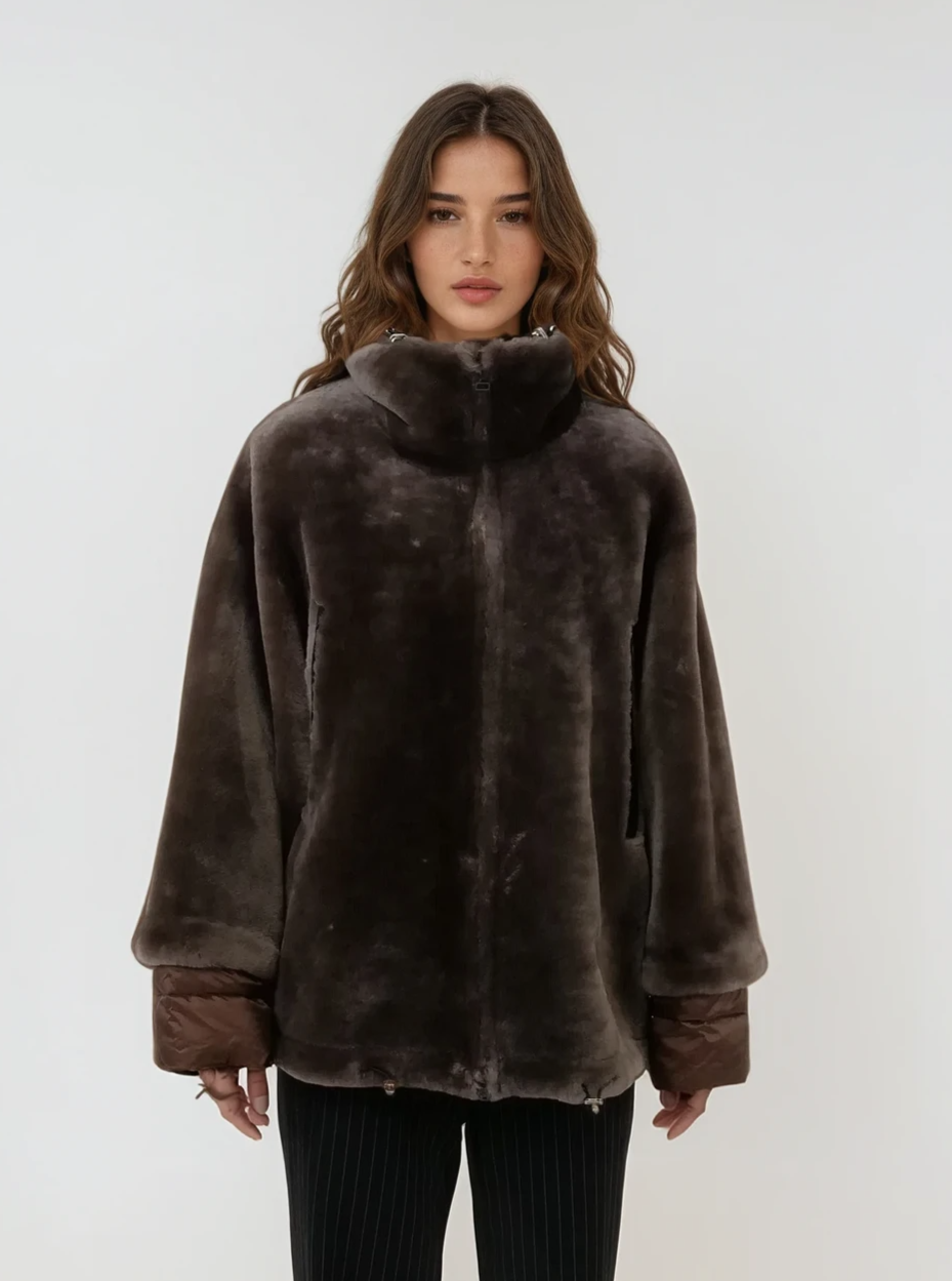 Idaan, 69 cm. - Capuchon - Lamssteil haar - Dames - Bruin