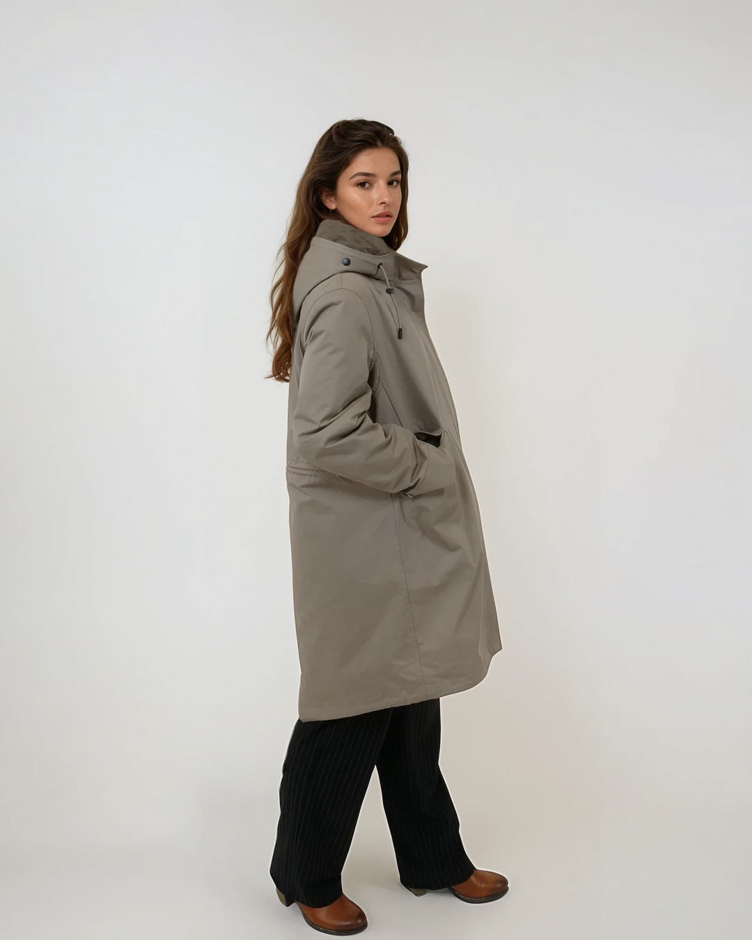 Ilona, ​​97 cm. - Textil - Dam - Light Army