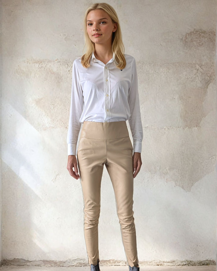 Calça Chiara - Couro Napa Cordeiro - Mulher -