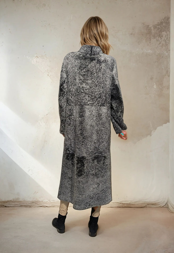 Innocente, 125 cm. - Krave - La Coon Lamb - Damer - Sort