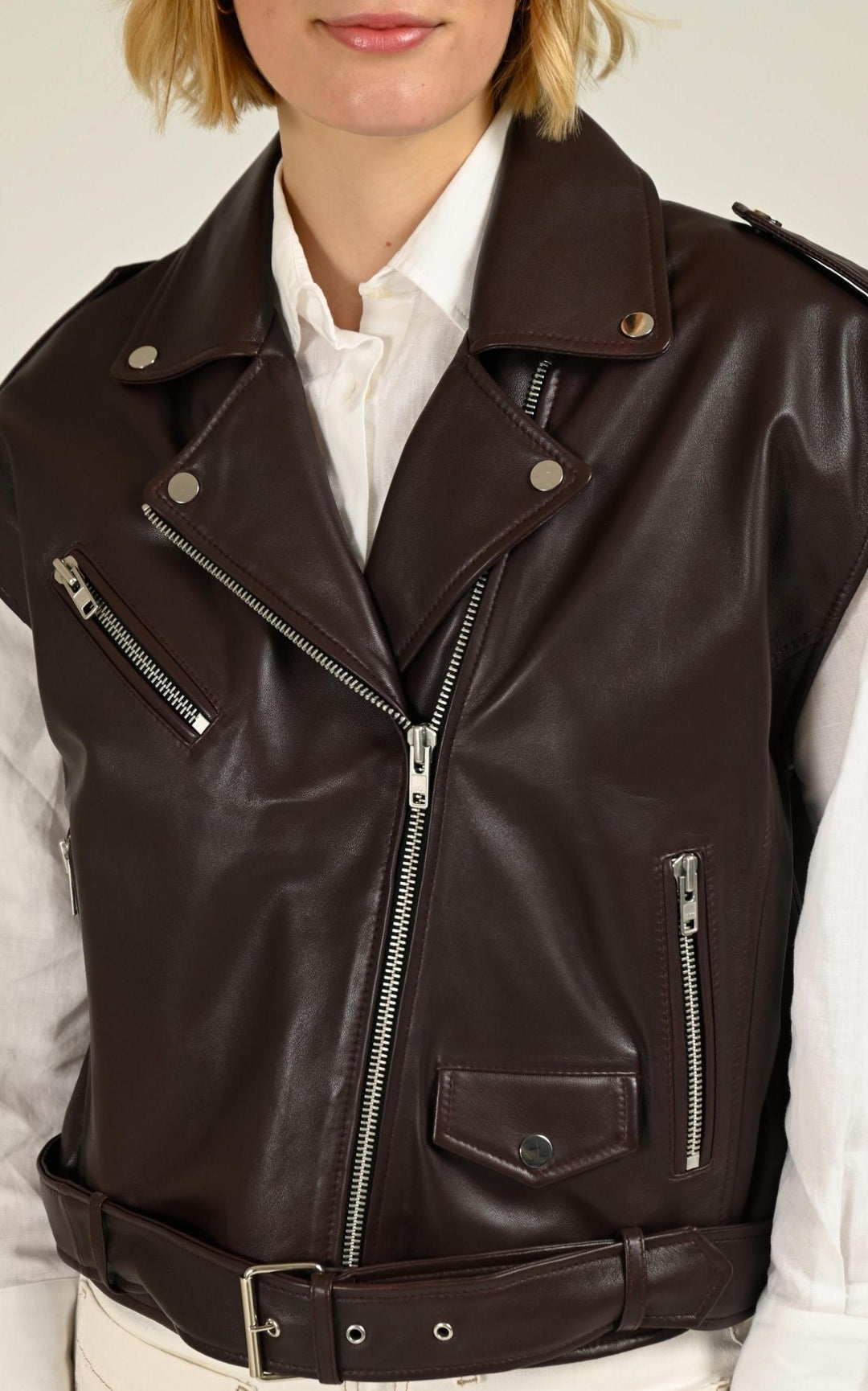 Gilet Cuir Femme Serge Pariente, modèle Stef gilet de couleur bordeaux