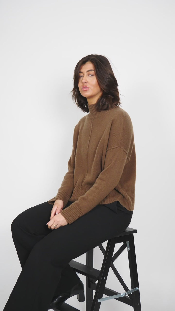 SY-23080 Sweater - 100% Cashmere - Kvinde - Mørkebrun