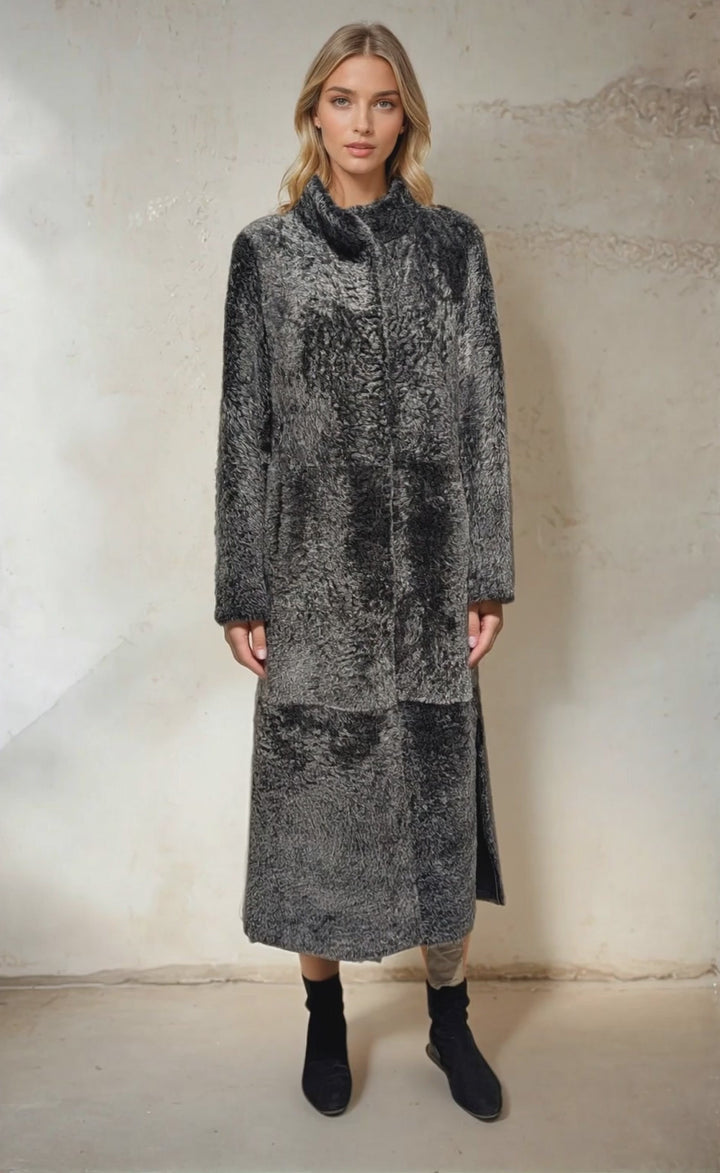 Innocente, 125 cm. - Krave - La Coon Lamb - Damer - Sort