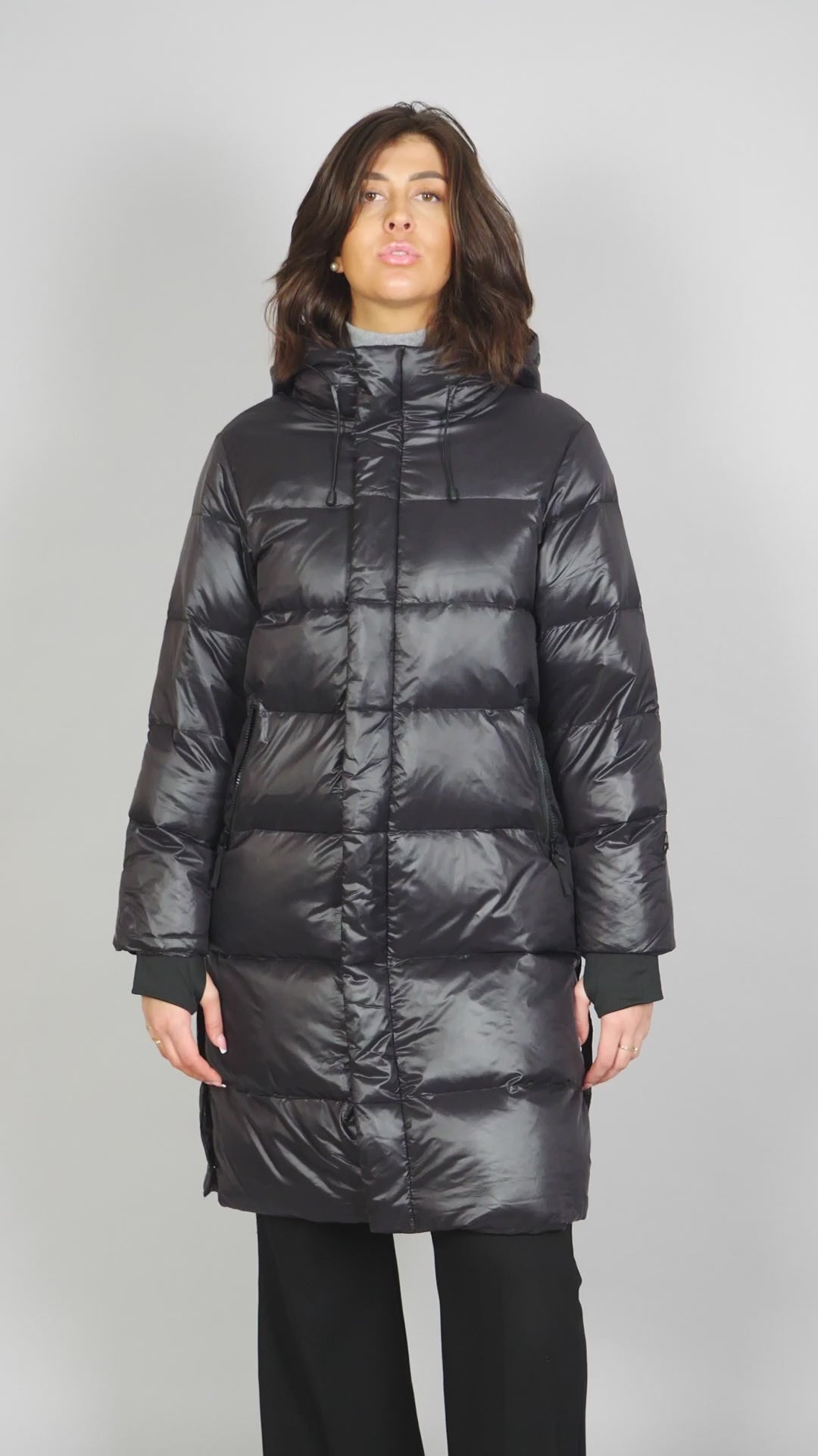 Harriet, 95 cm. - Dunjakke med hette - Dame - Sort