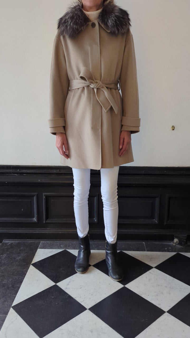 Majdan, 90 cm.  - Ull/Cashmere Coat - Dame - Eik