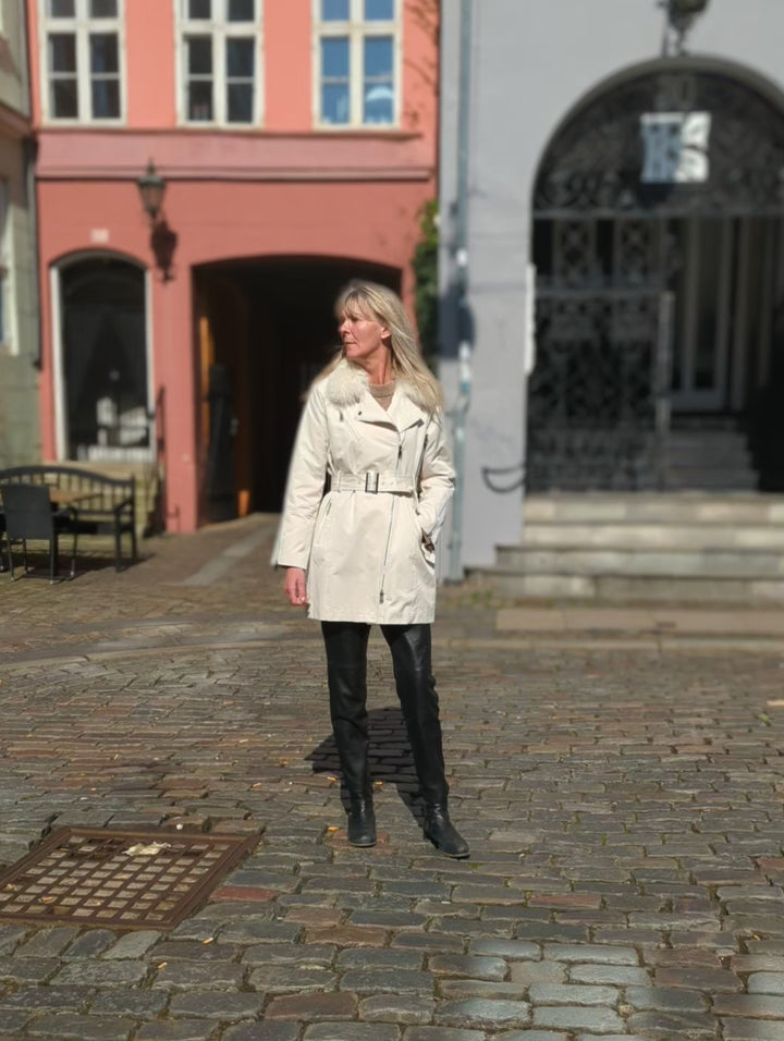 Gabriella, 85 cm. - Collar Textile - Women Off White
