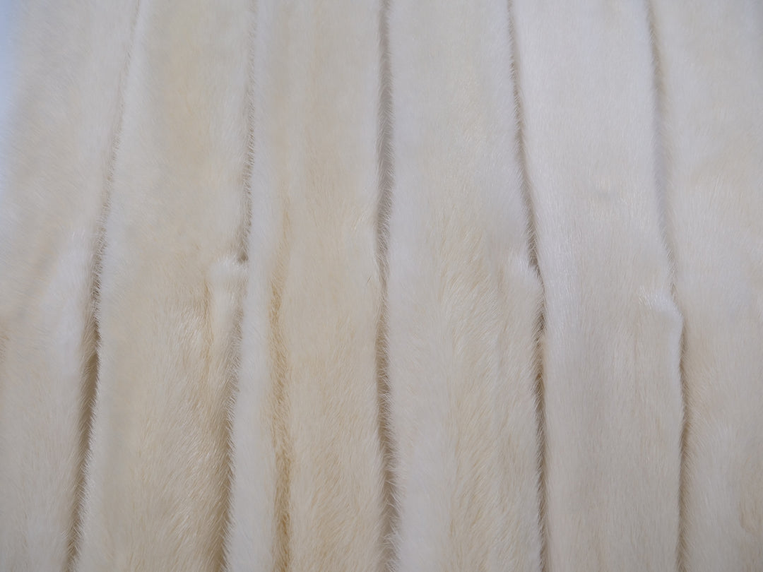 Mink White M. - Kledd Pelshud - Pels