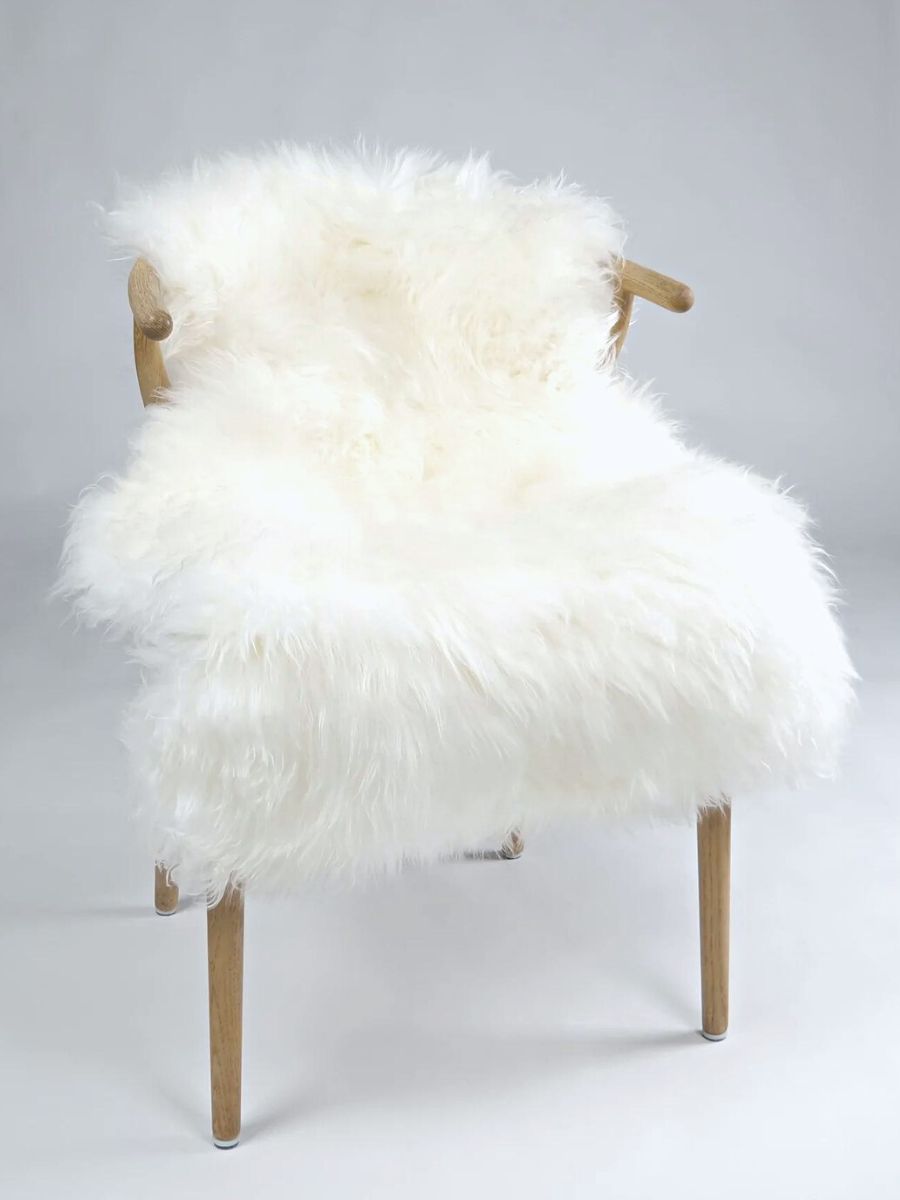 Teppe 60*90 cm. - New Zeeland saueskinn - Hvit