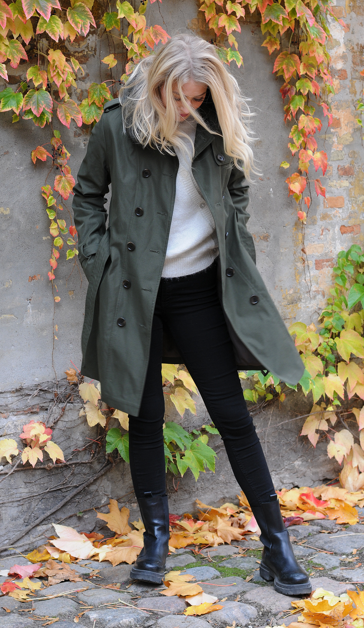 Daisy - Army - Trenchcoat med pelskrave - Damer